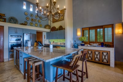 Luxury Villa Photo #18