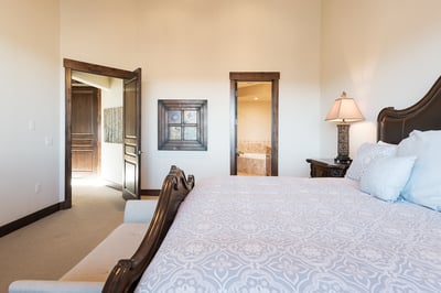Luxury Villa Photo #11
