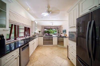 Luxury Villa Photo #4