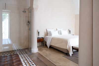 Luxury Villa Photo #30