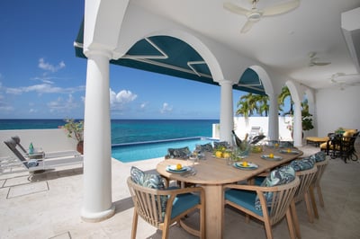 Luxury Villa Photo #8
