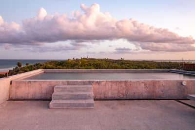 Luxury Villa Photo #8