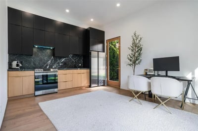 Luxury Villa Photo #29