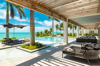 Luxury Villa Photo #9