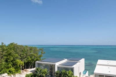 Luxury Villa Photo #26