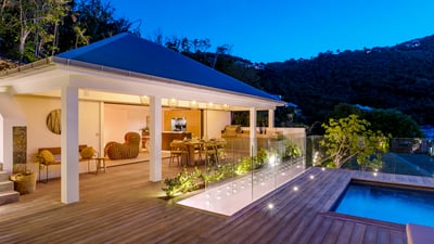 Luxury Villa Photo #9