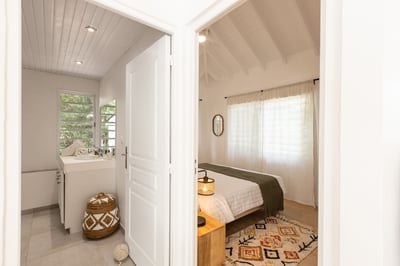 Luxury Villa Photo #35