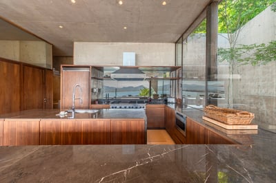 Luxury Villa Photo #19
