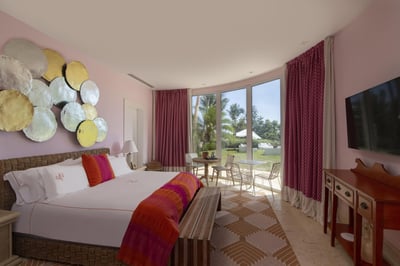 Luxury Villa Photo #18