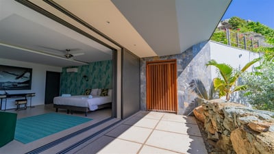 Luxury Villa Photo #56