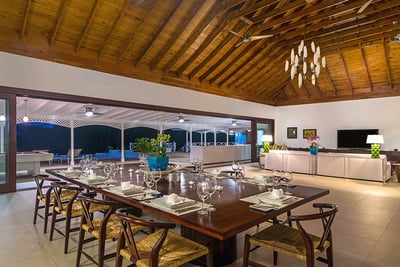 Luxury Villa Photo #13