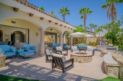 Luxury Villa Photo #9