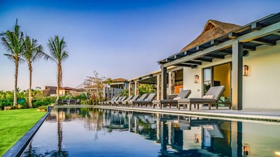 Luxury Villa Photo #4