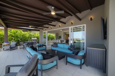 Luxury Villa Photo #8