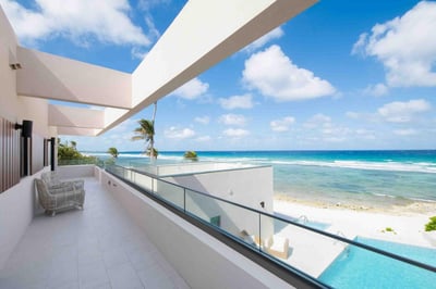 Luxury Villa Photo #29