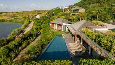 Luxury Villa Photo #6