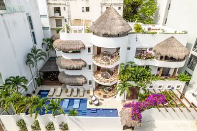Luxury Villa Photo #47