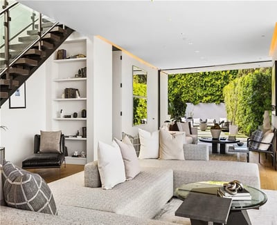 Luxury Villa Photo #27