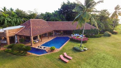 Luxury Villa Photo #10