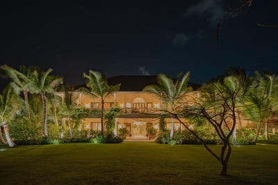 Luxury Villa Photo #40