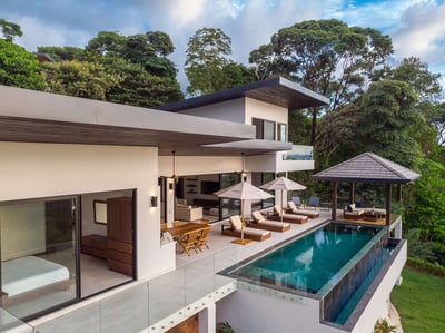 Luxury Villa Photo #2