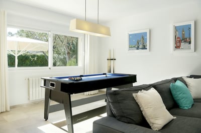 Luxury Villa Photo #32
