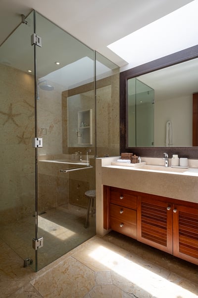 Luxury Villa Photo #29