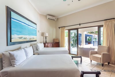 Luxury Villa Photo #55