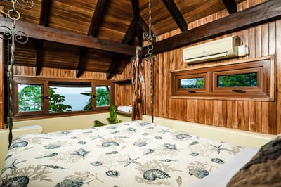 Luxury Villa Photo #33