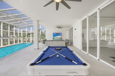 Luxury Villa Photo #15