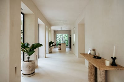 Luxury Villa Photo #30