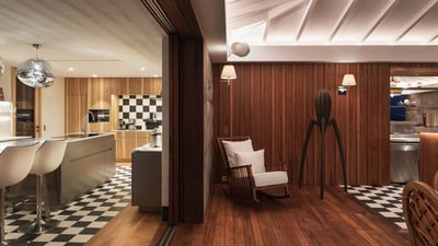 Kitchen & Dining Areas