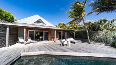 Pool & Terrace