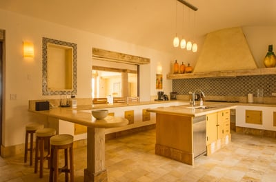 Luxury Villa Photo #35