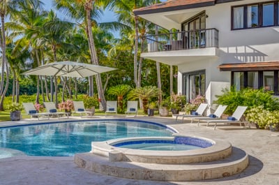 Luxury Villa Photo #8
