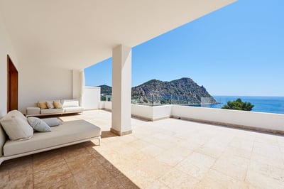 Luxury Villa Photo #15