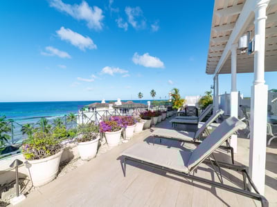 Luxury Villa Photo #13