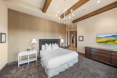 Luxury Villa Photo #21