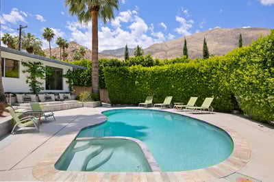 Luxury Villa Photo #4
