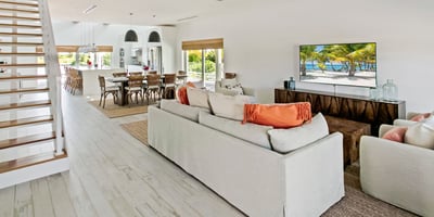 Luxury Villa Photo #7