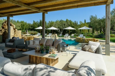 Luxury Villa Photo #14