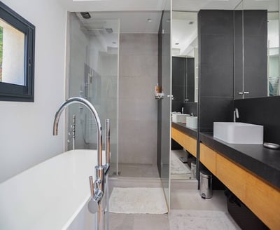 Luxury Villa Photo #17