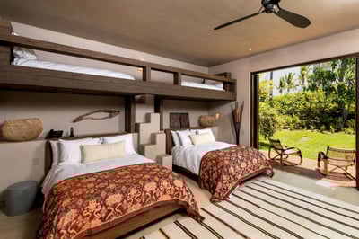 Luxury Villa Photo #49