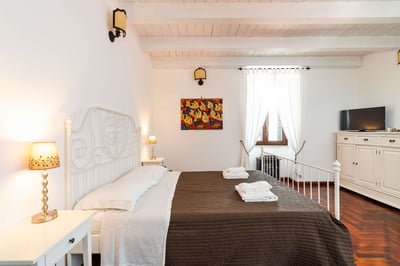 Luxury Villa Photo #27