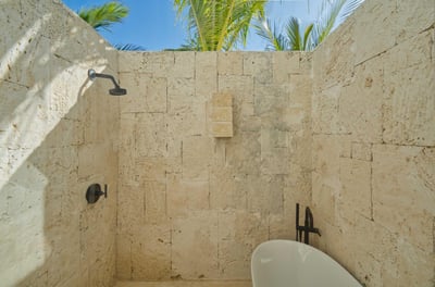 Luxury Villa Photo #41