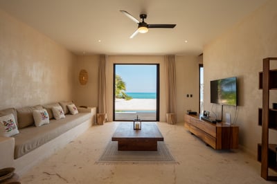 Luxury Villa Photo #10