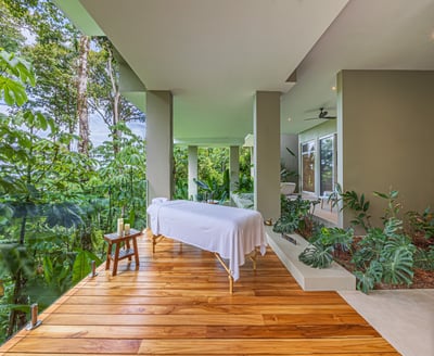 Luxury Villa Photo #25