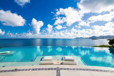Luxury Villa Photo #3