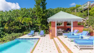 Luxury Villa Photo #14