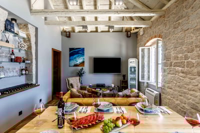 Luxury Villa Photo #13